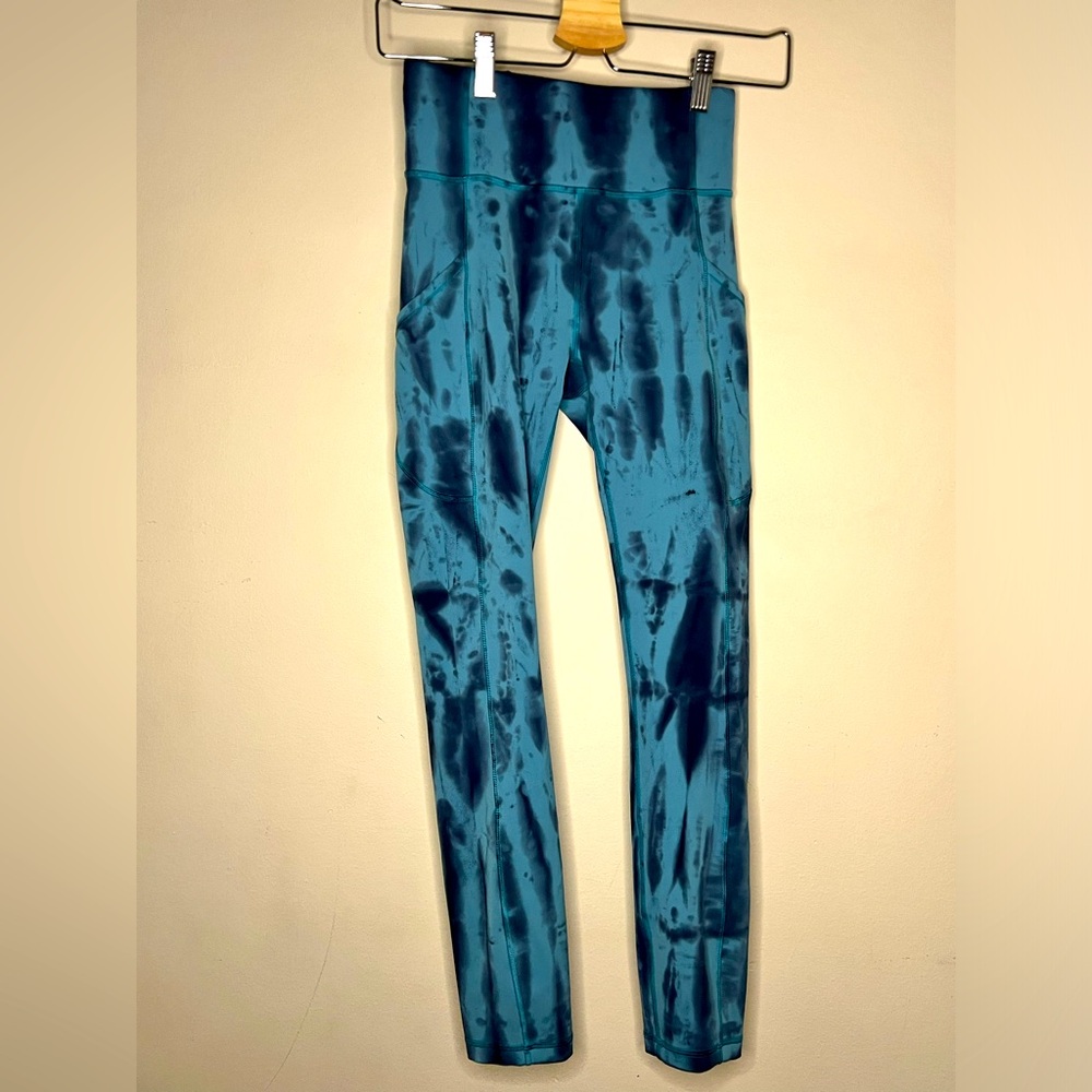 Lululemon Invigorate leggings size 2